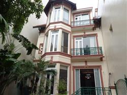Bright four Bedrooms house to rent in To Ngoc Van