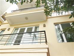 Modern Villa, 5 bedrooms, Car acces, in Phu Tay Ho, Quang An, Tay Ho, Ha Noi