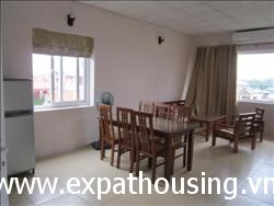 A0008 2 Bedrooms apartment in Xuan Dieu 600 USD (Vn)
